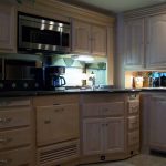 2005_roseland-la_kitchen