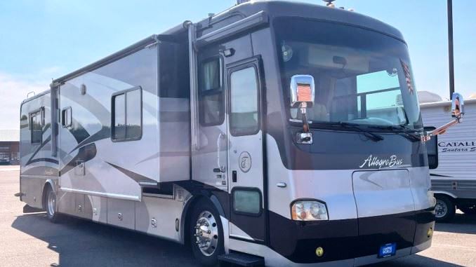 2005 Tiffin Allegro Bus 40TSP Motorhome For Sale in Little Falls, MN
