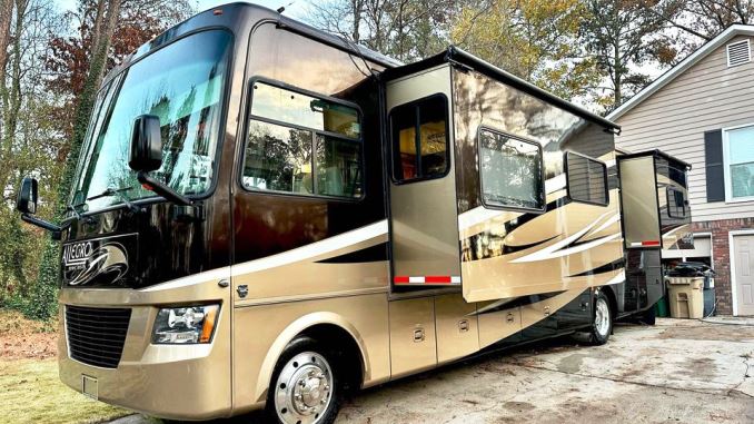 2011 Allegro Open Road 35QBA Motorhome For Sale in Woodstock, GA