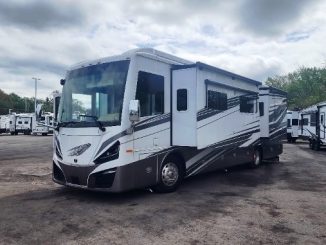 2022 Tiffin Phaeton 37BH 1.5 Bath Motorhome For Sale in Buffalo, NY